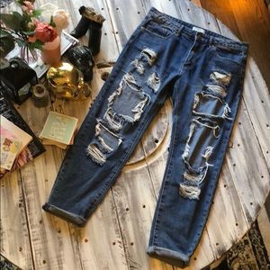 Ripped Boyfriend Jeans F21